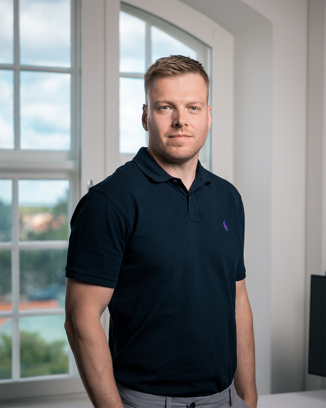 ANTON_SVENSSON_V2 (2) ANTON_SVENSSON_V2 (2)